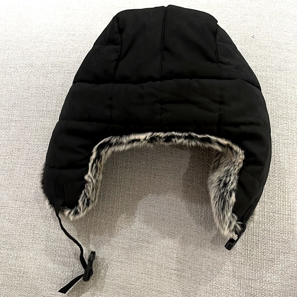 Black trapper hat for sale. - Picture 2 of 4
